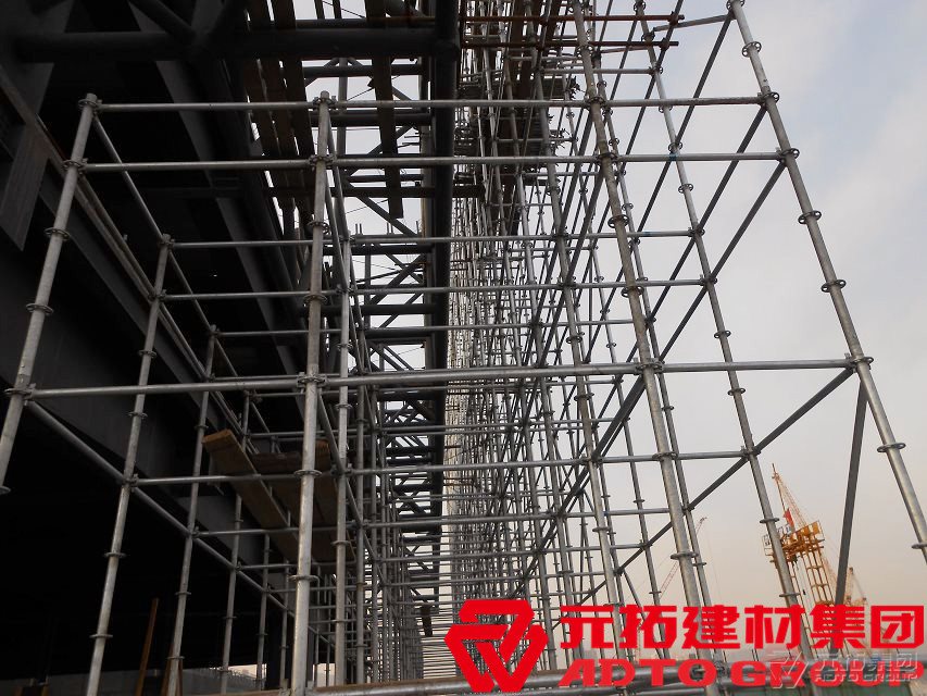 如何選擇適合工地的盤(pán)扣式腳手架？