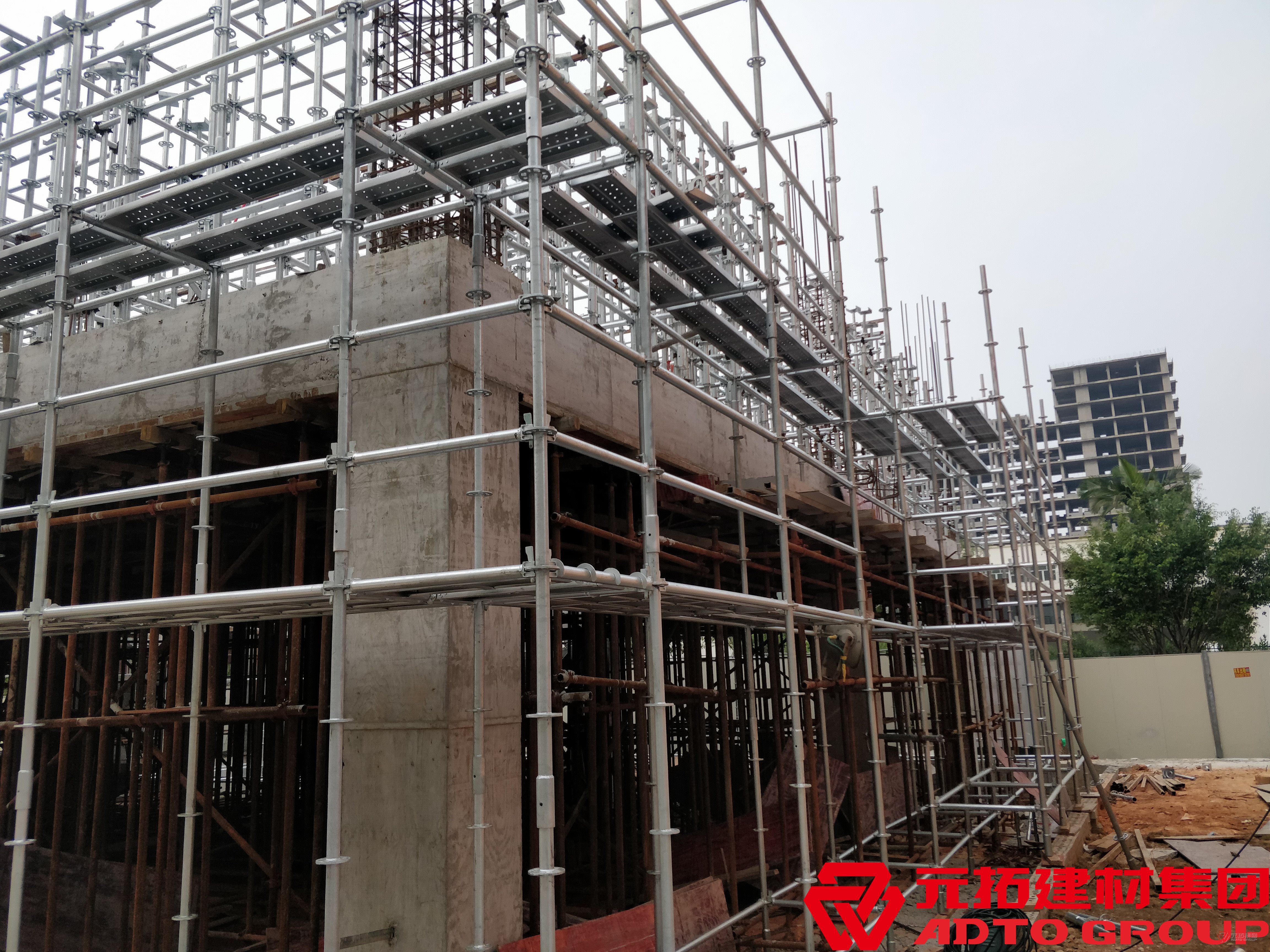 鍍鋅鋼跳板的施工規(guī)范和要求是什么？