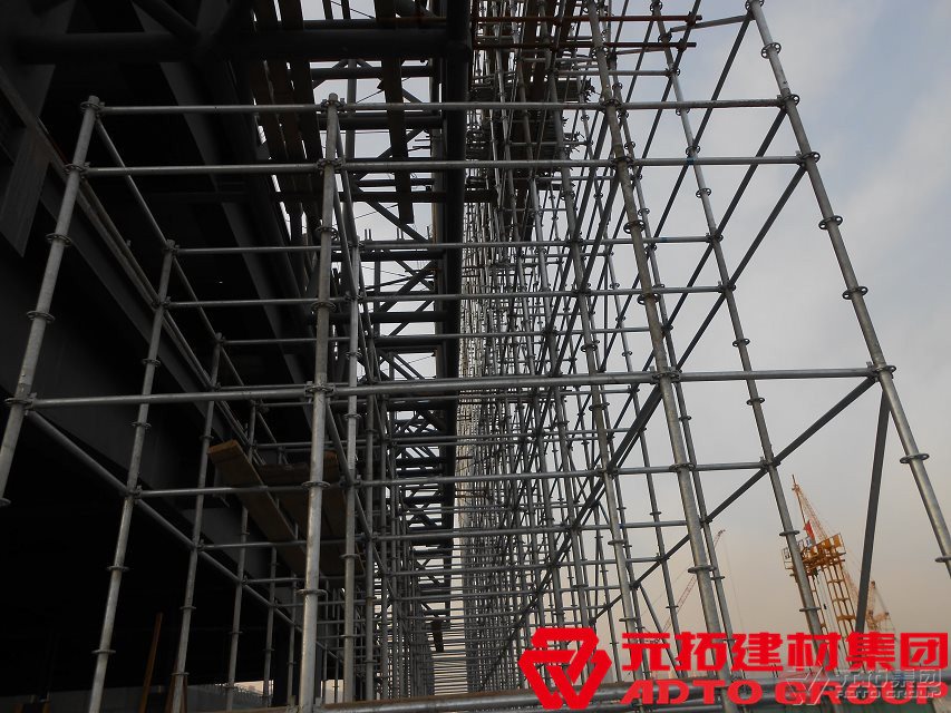 盤扣式腳手架有哪些優(yōu)點和缺點？